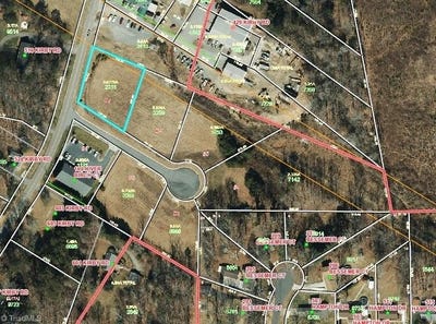 /international/us/7-river-birch-court-king-nc-110091454965/