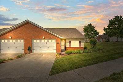 /international/us/9619-scarlet-oak-lane-ooltewah-tn-110107831527/