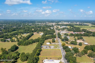 /international/us/608-e-gloria-switch-road-lafayette-la-110086512769/
