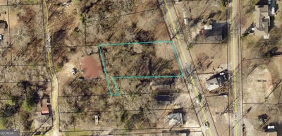 /international/us/320-s-pond-street-toccoa-ga-110105323652/