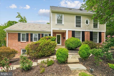 /international/us/1305-key-drive-alexandria-va-110108503527/