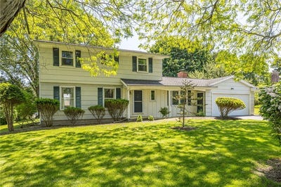 /international/us/12-blue-spruce-lane-fairport-ny-110108444048/