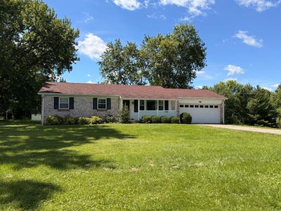 /international/us/5727-state-route-48-lawrenceburg-in-110108937958/