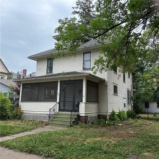 /international/us/368-washington-street-winona-mn-110101095550/