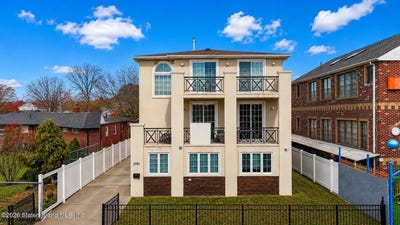 /international/us/2981-hylan-boulevard-staten-island-ny-110108496777/