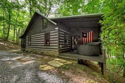 /international/us/545-chestnut-ridge-blue-ridge-ga-110101238112/?lang=zh-tw