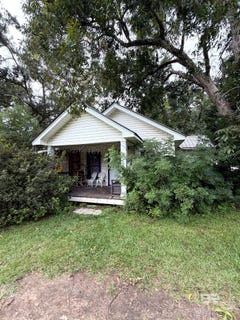 /international/us/18225-nebraska-street-robertsdale-al-110120510088/