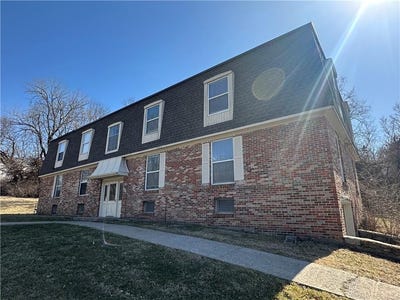 /international/us/8725-countryshire-lane-kansas-city-mo-110108666940/?lang=es