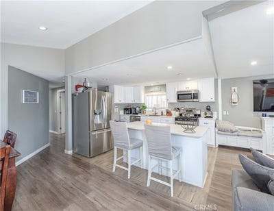/international/us/203-parrot-lane-fountain-valley-ca-110101236016/?lang=zh-tw