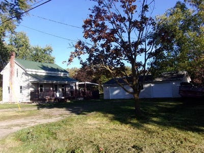 /international/us/14700-hudson-road-hudson-mi-110120421769/