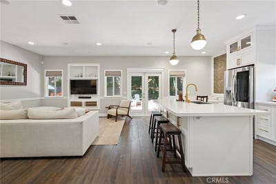 /international/us/5179-knollwood-way-woodland-hills-ca-110106674670/