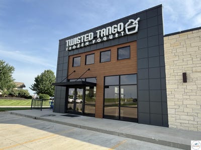 /international/us/991-winchester-sedalia-mo-110108441898/