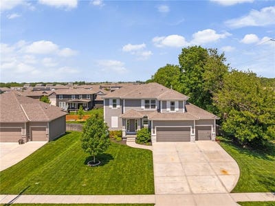 /international/us/19602-w-198th-street-spring-hill-ks-110108331411/