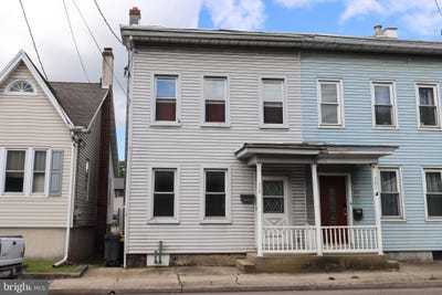 /international/us/305-dock-street-schuylkill-haven-pa-110104104180/
