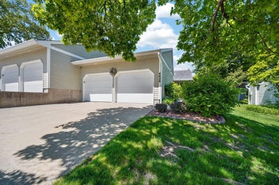 /international/us/4029-fletcher-boulevard-ames-ia-110108332082/