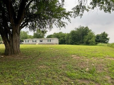 /international/us/271-county-road-3604-saltillo-tx-110099716551/