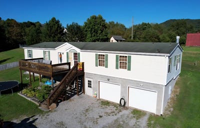 /international/us/1414-gilman-road-elkins-wv-110102166522/