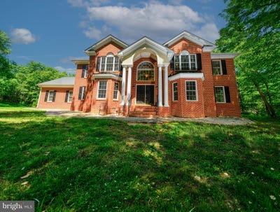 /international/us/4431-trail-of-faith-court-locust-grove-va-110108266242/