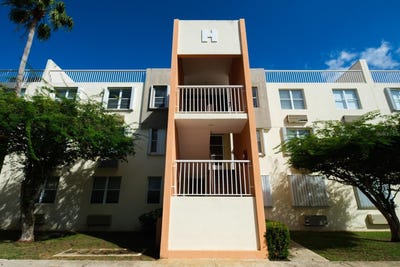 /international/us/pr-187-km-10-70-cond-malibu-beach-mediania-baja-sector-loiza-pr-110105958729/