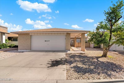 /international/us/8037-n-40th-avenue-phoenix-az-110105491088/