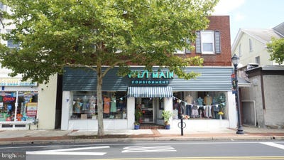 /international/us/17-w-main-street-lansdale-pa-110119912448/