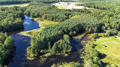 /international/us/lot-b-bernier-road-sanford-me-110094268777/