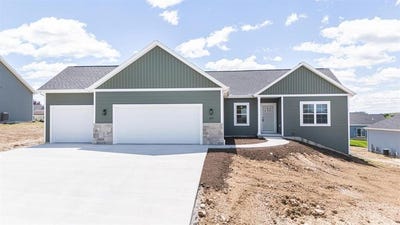 /international/us/509-ridge-court-orfordville-wi-110119545470/