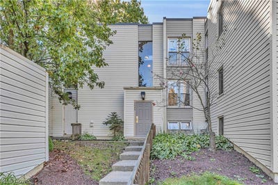 /international/us/1655-cedarwood-drive-westlake-oh-110120415178/