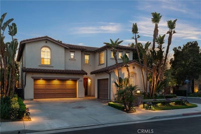 /international/us/19055-redford-lane-huntington-beach-ca-110108294872/