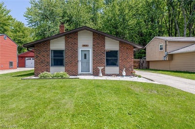 /international/us/6243-rosebelle-avenue-north-ridgeville-oh-110108078046/