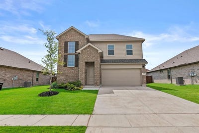 /international/us/1936-preakness-drive-granbury-tx-110108358089/