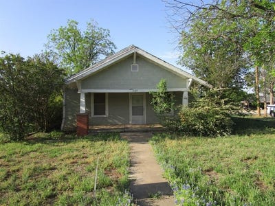 /international/us/105-e-9th-street-colorado-city-tx-110107607351/