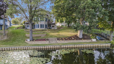 /international/us/11683-fair-lake-delton-mi-110100265653/