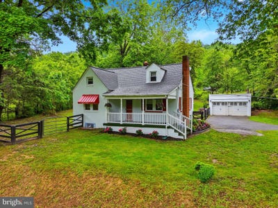 /international/us/13030-john-marshall-highway-linden-va-110108353632/