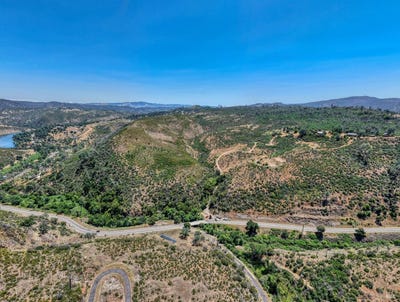 /international/us/2065-stagecoach-canyon-road-pope-valley-ca-110108772593/