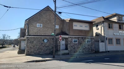 /international/us/3501-birney-avenue-moosic-pa-110106258318/
