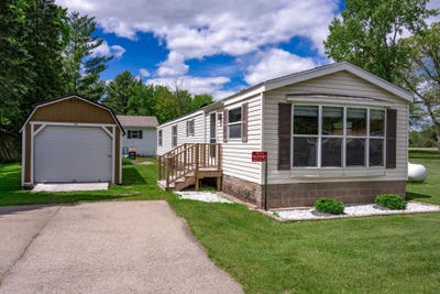 /international/us/n3581-blue-gill-drive-montello-wi-110108203144/