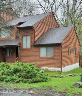 /international/us/409-tudor-court-bushkill-pa-110107840216/