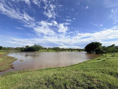 /international/us/0000-troy-davis-road-olney-tx-110107419459/