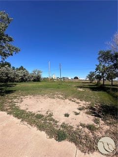 /international/us/415-e-montana-avenue-baker-mt-110104878833/