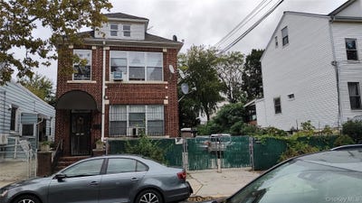 /international/us/15-09-120-street-college-point-ny-110110368774/