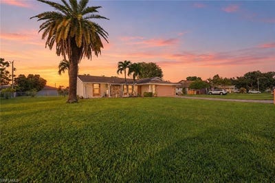/international/us/1919-se-1st-st-cape-coral-fl-110120751525/