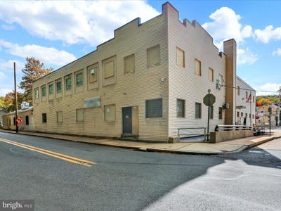 /international/us/11-main-street-mohnton-pa-110102364080/