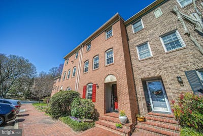 /international/us/1274-s-washington-street-falls-church-va-110098323532/