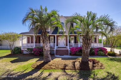 /international/us/109-fifth-avenue-s-kure-beach-nc-110108234906/