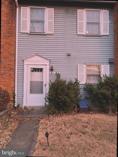 /international/us/4624-whitaker-place-woodbridge-va-110108658594/