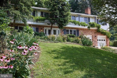 /international/us/3615-38th-st-n-arlington-va-110108607538/