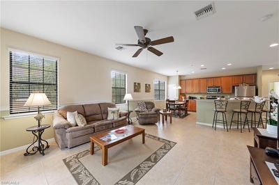 /international/us/3712-pino-vista-way-estero-fl-110108410288/