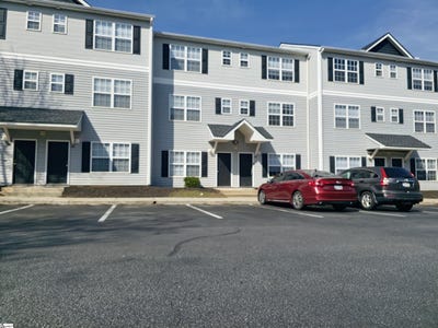 /international/us/116-university-village-drive-central-sc-110106253971/