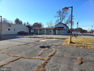 /international/us/1301-middleford-road-seaford-de-110104439843/